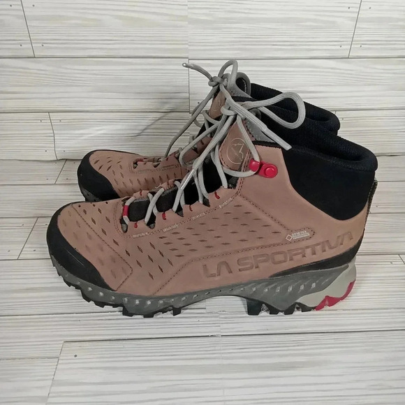 LA sportiva pyramid Gtx gore tex hiking outdoors boots women's 9 - Picture 3 of 7